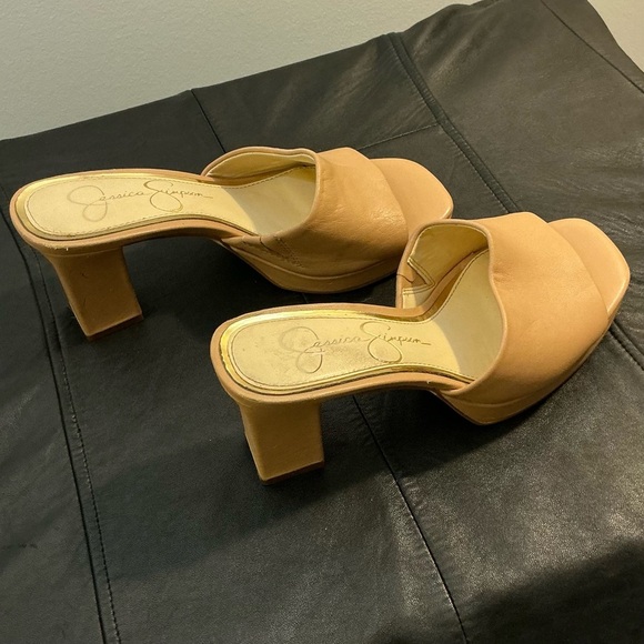 Jessica Simpson Tan Block Heels - Platform Slip-On (size 6M) - Picture 7 of 13